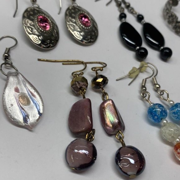 Lot Of 7 Pierced Dangle Drop Earrings - Beaded / Metal Mix - Picture 9 of 12